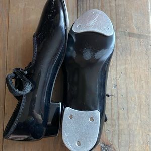 Girls tap shoes